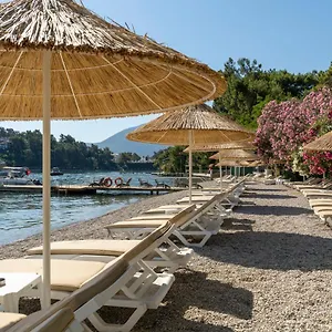 https://alesta-midtown-apart-hotel.aegeanhotels.net